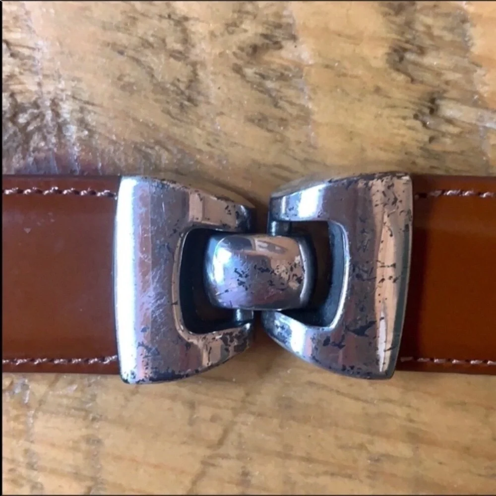 Talbots brown leather belt with silver accents Size Small